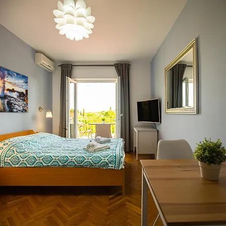 Guest House Ambienti 3*